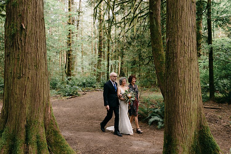 Jewish wedding Camp Angelos in Corbett, OR, USA_0036