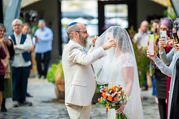 Noa and Laurence, Psagot Winery, Sha'ar Binyamin, Israel