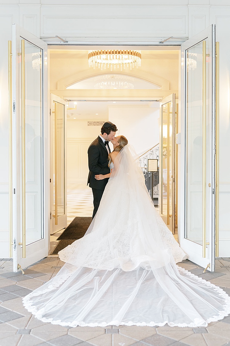 Rebecca and Phil, The Lannin, East Meadow, New York, USA